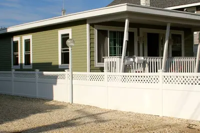 Image de UNITÉ Avant De Bain IMMACULÉE 3 Bd 1; ÉTAPES De La Plage, 8 Personnes + Badges