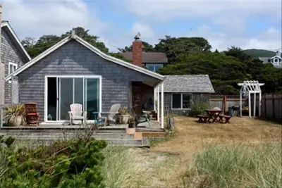 Image de Oceanfront Beach Cottage - Rockaway Beach