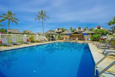 Image de Nouvelle Liste! Unité calme avec espace séparé. Piscine et bain à remous partagés, WiFi.