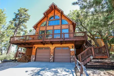 Image de * Chalet De Golf / Zoo / Ski ~ Prestations Premier ~ Bain bouillonnant ~ Table de billard ~ Guest House ~