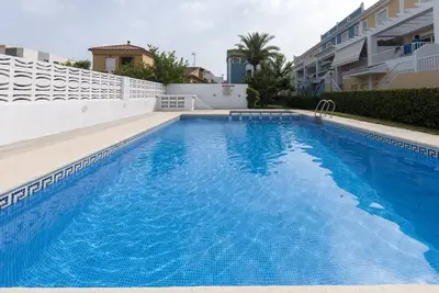 Image de Golden - Chalet with shared pool in Playa de Gandia. Free WiFi