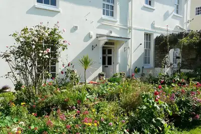 Image de Hébergement familial contemporain et moderne à Swanage, près de la plage