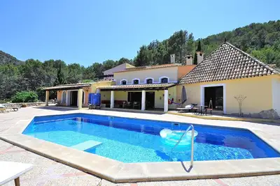 Image de La Perla Negra- Finca avec piscine privée à Andratx. Télévision par satellite. Familles. Barbecue. Ping Pong - WiFi gratuit