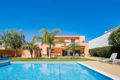 Image de Villa with free Wi-Fi | A\/C | private pool [can be heated] | garden | near beach and town centre [Rlag44]