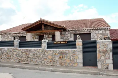Image de Maison (location complète) Entre Hoces pour 6 personnes