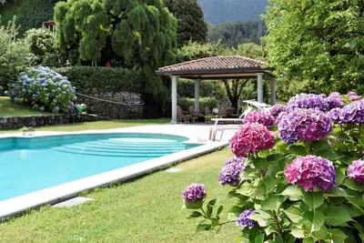 Image de Lac Majeur, belle villa avec piscine et grand jardin sur le lac Majeur