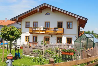 Image de Bel appartement de 65m² nouveau bâtiment Waging am See / Chiemgau avec WiFi