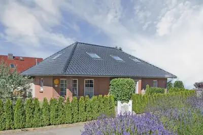 Image de Maison de vacances 4 étoiles avec terrasse, grand jardin, 3 chambres et 2 salles de bains