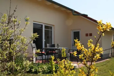 Image de Familles maison de vacances sur la mer Baltique avec jardin et sauna