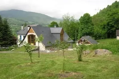 Image de Bergerie rénovée aux portes du parc national des pyrénées pour 6 a 10 personnes
