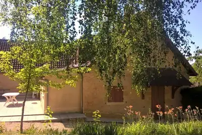 Image de Maison de caractère avec grand jardin. Centre ville de Sarlat accessible a pieds