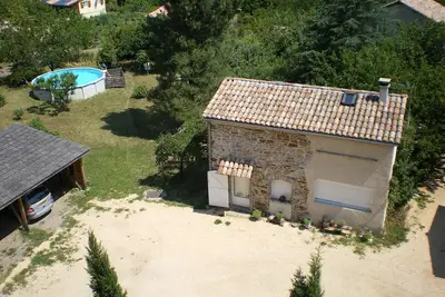 Image de Gîte indépendant, piscine privative et grand jardin, calme, activités.