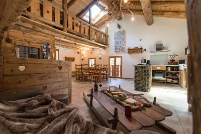 Image de Chalet 10 pers 120m² ambiance montagne, ski, randonnées, tranquilité