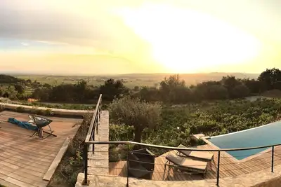 Image de Le Mas des Amis, Seguret, Village classé en Provence, piscine chauffée