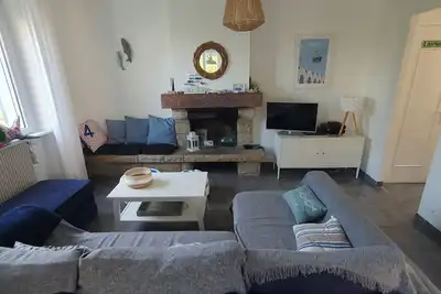 Image de Ti Pesked - maison de charme 3* au Trez-Hir, 135 secondes Ă pied de la plage!