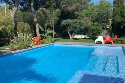 Image de Belle villa avec piscine chauffée à deux pas de la mer!