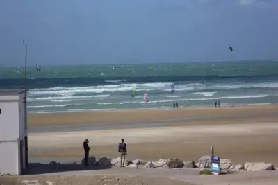 Image de Très Bel appartement face mer les pieds dans le sable