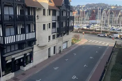 Image de Deauville, vue port, appartement neuf, 2 chambres, wifi gratuit