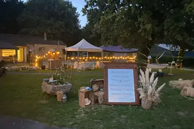 Image de Gîtes de groupe 30 personnes avec piscine!