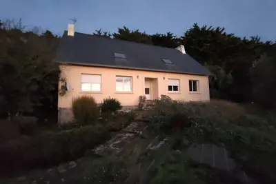 Image de plage a pied. maison bord de mer\n 14 pers. Plouhinec 29 sud