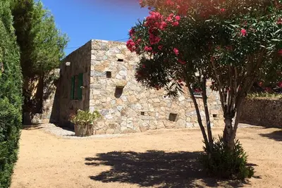 Image de Maison en pierres - proche plage Bodri- vue mer