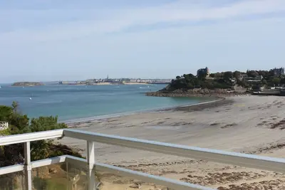 Image de Dinard, Appartement 6 personnes, Vue mer, Accès plage immédiat