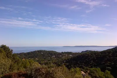 Image de Vue mer - Domaine privé et gardienné du Gaou Bénat - Bormes les mimosas, Var
