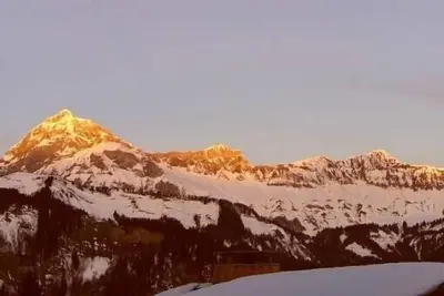 Image de Apt. 4 people comfort at Cernix 200 m from the slopes with a view of Mt Charvin