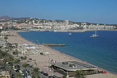 Image de F2 Front De Mer avec Wifi et Garage
