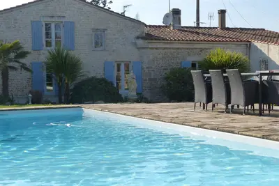 Image de Maison de charme avec piscine proche La Rochelle