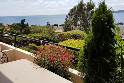 Image de Ste Maxime, Vue mer Tout confort, au calme, Ă pied du centre ville et des plages