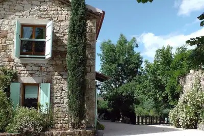 Image de Gîte de charme Ardèche méridionale, grande piscine