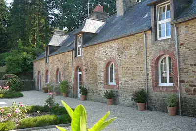 Image de Le Logis labellisé 3 étoiles. Cachet, confort, calme, grands espaces.