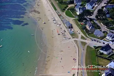Image de Vue imprenable et accès direct plage de sable à 10 m, InternetWifi -