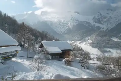 Image de chalet Ă la montagne