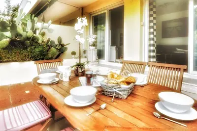 Image de Spacieux appartement de 60m2+60m2 de terrasse Ă quelques pas de la mer