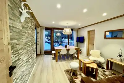 Image de Magnifique 3 pièces Rénové. 5\/6 pers. Skis Aux Pieds. Courchevel 1650. Parking.
