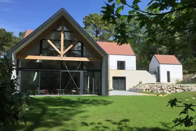 Image de Grande Maison Contemporaine Calme Et Spacieuse Piscine Ideal Famille