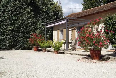 Image de Maison indépendante et calme, à côté du mas jardin clos vue Alpilles 2 étoiles