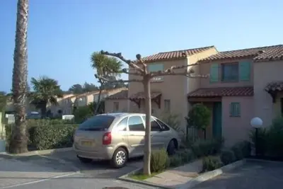 Image de Maset climatisé dans une coopropriété fermée avec gardien.