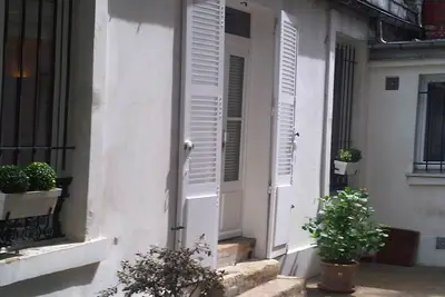 Image de Abbesses\/Montmartre Idéal pour 2 familles