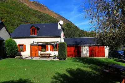 Image de Belle maison avec jardin au cœur des Pyrénées ; ski et randonnées à proximité