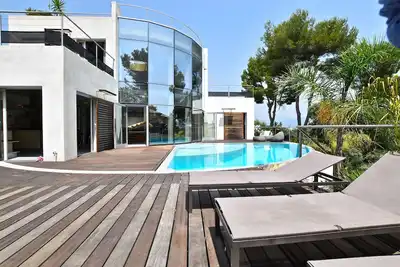 Grande villa californiènne Piscine et Jacuzzi sur le toit à 10 min des plages