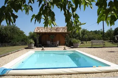 Image de Demeure de charme en pierres avec piscine privée et pool house