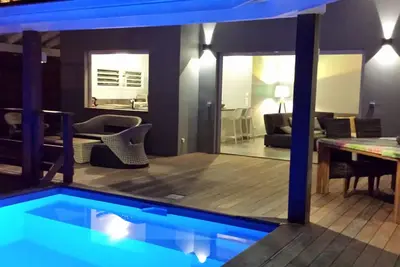 Image de Villa récente avec piscine, vue mer des Caraïbes 3 chambres 2 salles d'eau