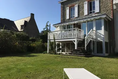 Image de Très belle villa, plages et centre à 2 pas, terrasse et jardin plein sud,