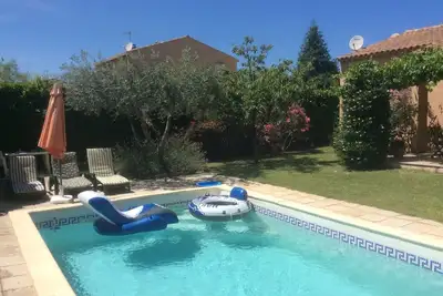 Image de Maison coquette avec piscine privée pres de StRémy-de- Provence (4-5 pers)