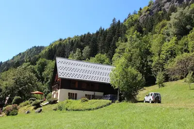Image de Belle ferme restaurée au coeur des Aravis