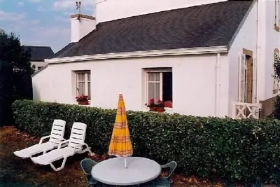 Image de Maison mitoyenne, Commune de Plomodiern lieu dit Lestrevet (Plage)