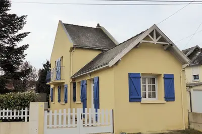 Image de Maison Lumineuse, Fonctionnelle, Proche De La Mer, Quartier Calme.